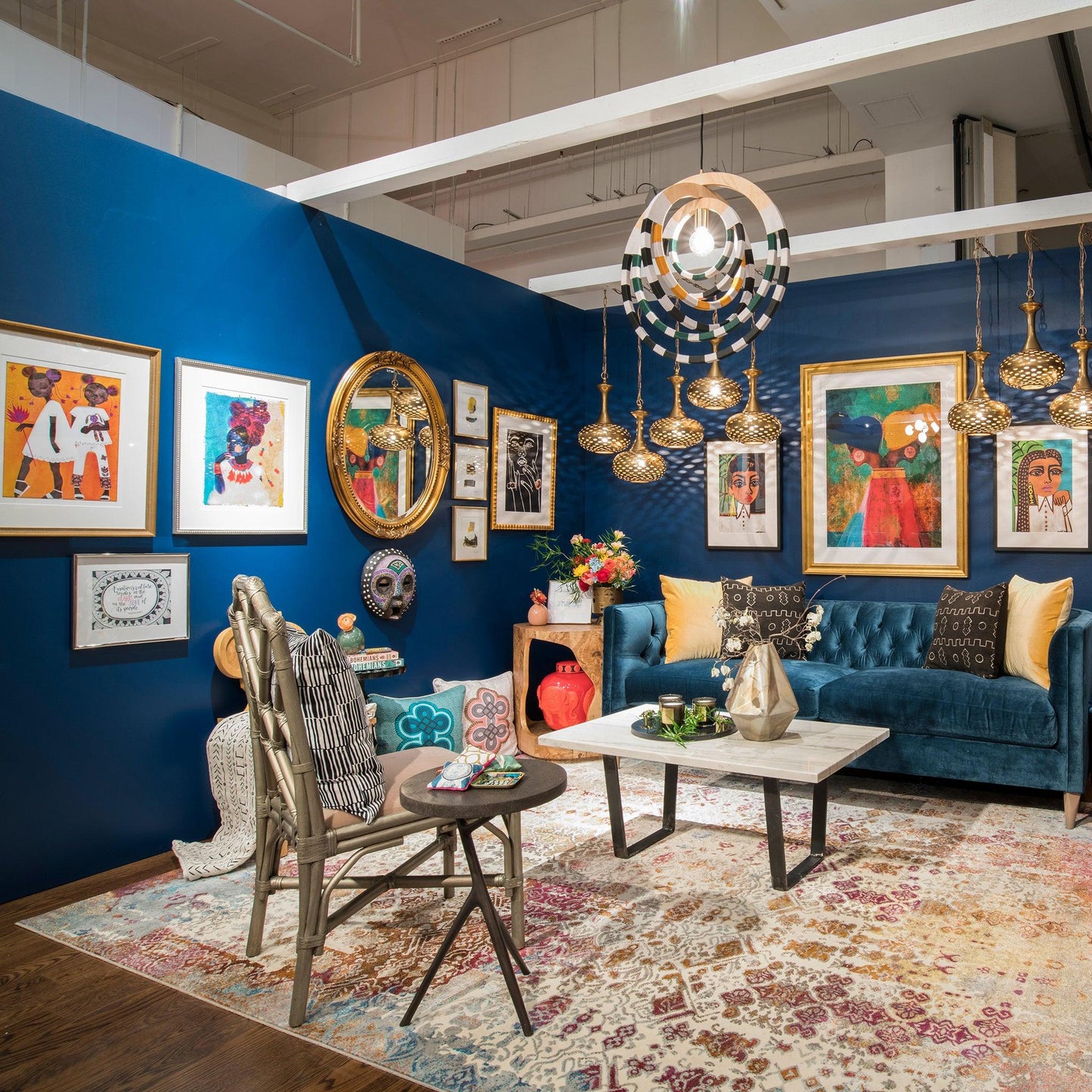 ECLECTIC MAXIMALIST INTERIOR DESIGN