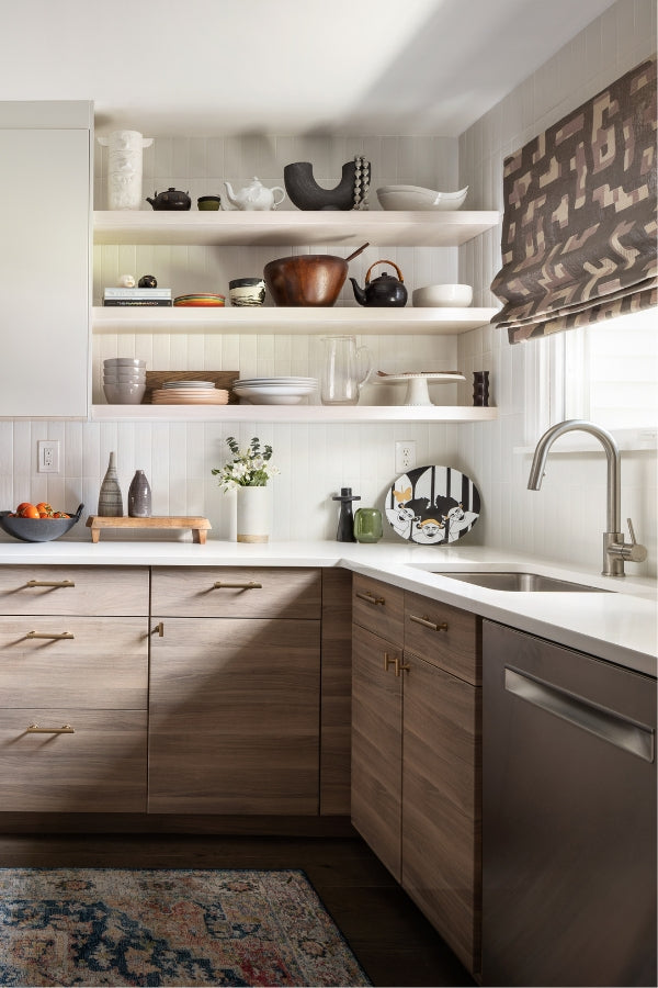 Modern Kitchen Decor: Streamlined Functionality Meets Style