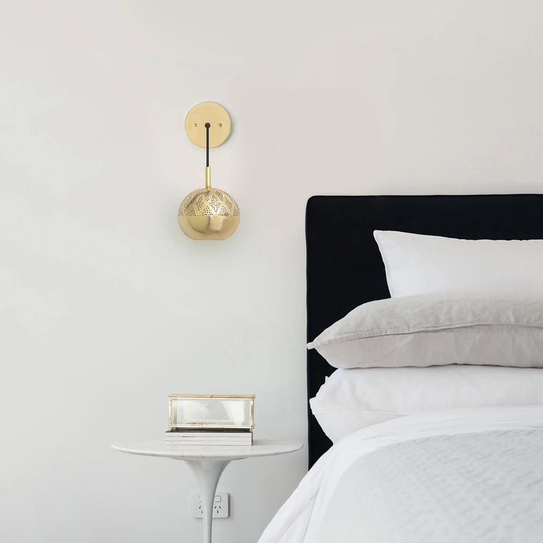 Gold Nur Wall Mounted Reading Light
