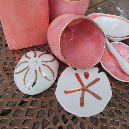 Sand Dollar Cute Salt and Pepper Shakers